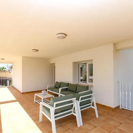 Fumatell Semesterbostad Denia